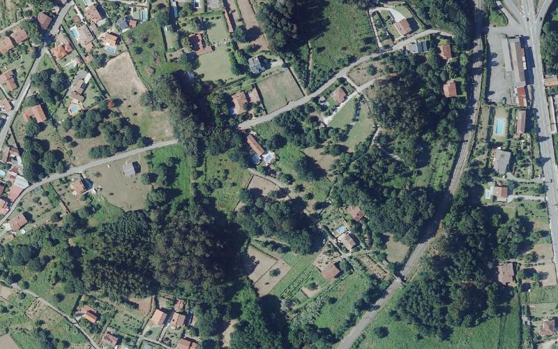 Vista aérea del pueblo, no de la casa · Casa en Redondela