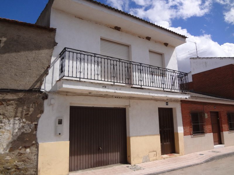 Fachada (foto del Catastro) · Casa en Retuerta Del Bullaque
