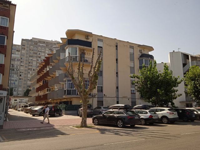 Fachada (foto del Catastro) · Apartamento en Castelló D'Empúries
