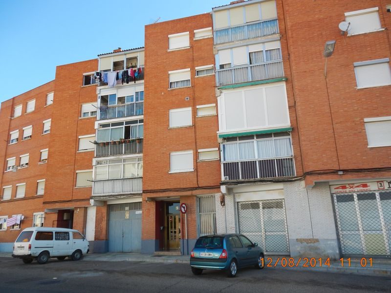 Fachada (foto del Catastro) · Piso en Palencia