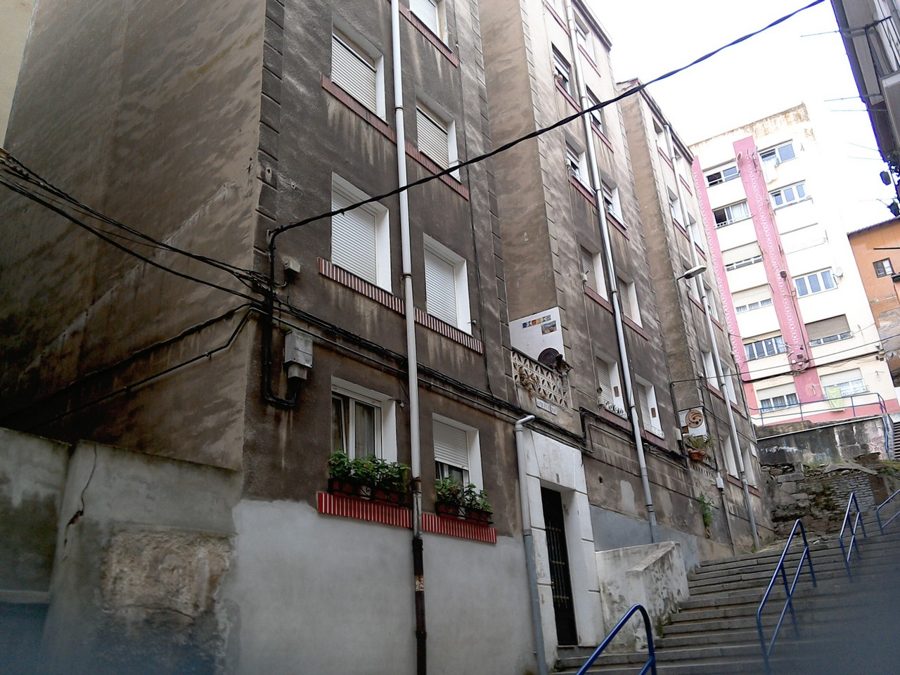Fachada (foto del Catastro) · Piso en Santander